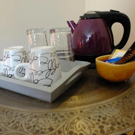 Bed & Breakfast La Maison Du Voyageur *