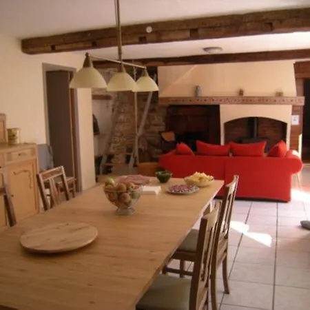 Bed & Breakfast La Maison Du Voyageur Les Ilhes